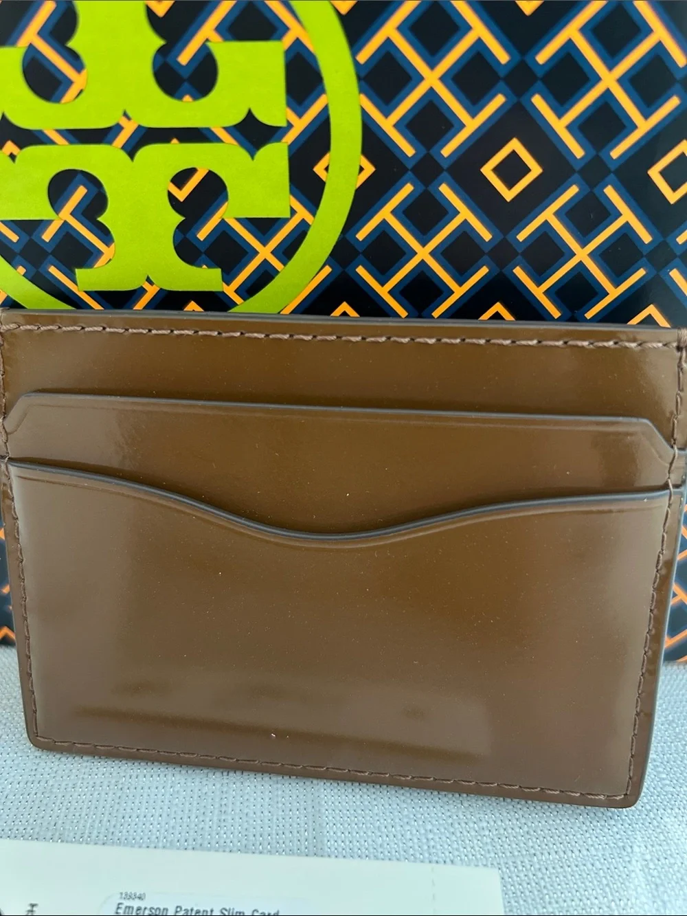 Tory Burch Emerson Patent Slim Card Case - Brown BNWT